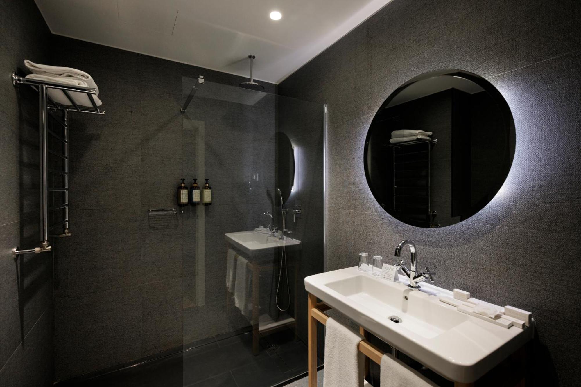 Pax Hotel 4*